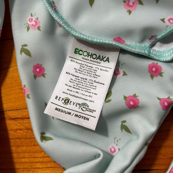 2/30$ 🩵 Eco Hoaka bikini top 👙 - Picture 5 of 5